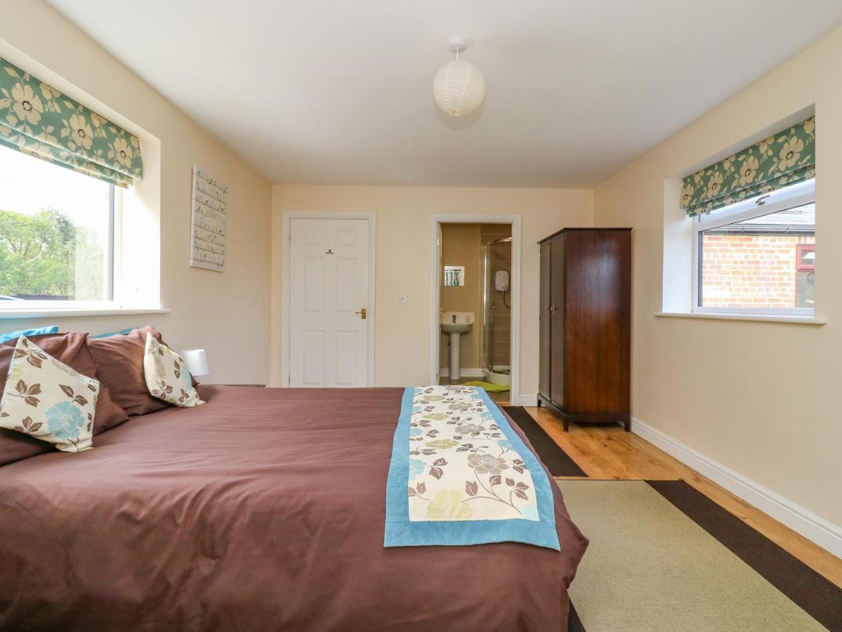 Ulleskelf 1 Pines Farm Cottages מראה חיצוני תמונה